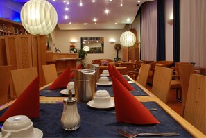Breakfast area - EA Hotel Tosca (Prague)