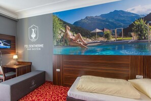 In-room safe, desk, free WiFi, bed sheets - Hotel Mozart Bad Gastein (Bad Gastein)