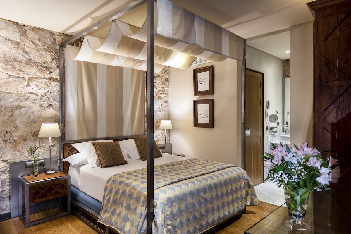 1 bedroom, minibar, in-room safe, desk