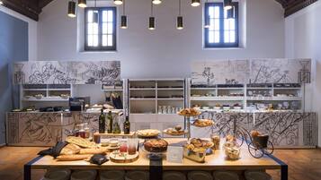 Daily buffet breakfast (EUR 21 per person)