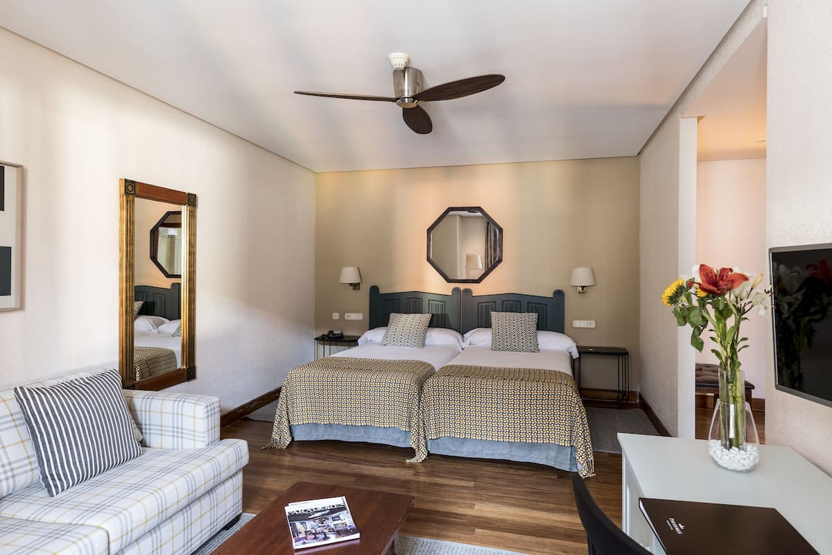 1 bedroom, minibar, in-room safe, desk