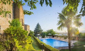 Alberca al aire libre por temporada 