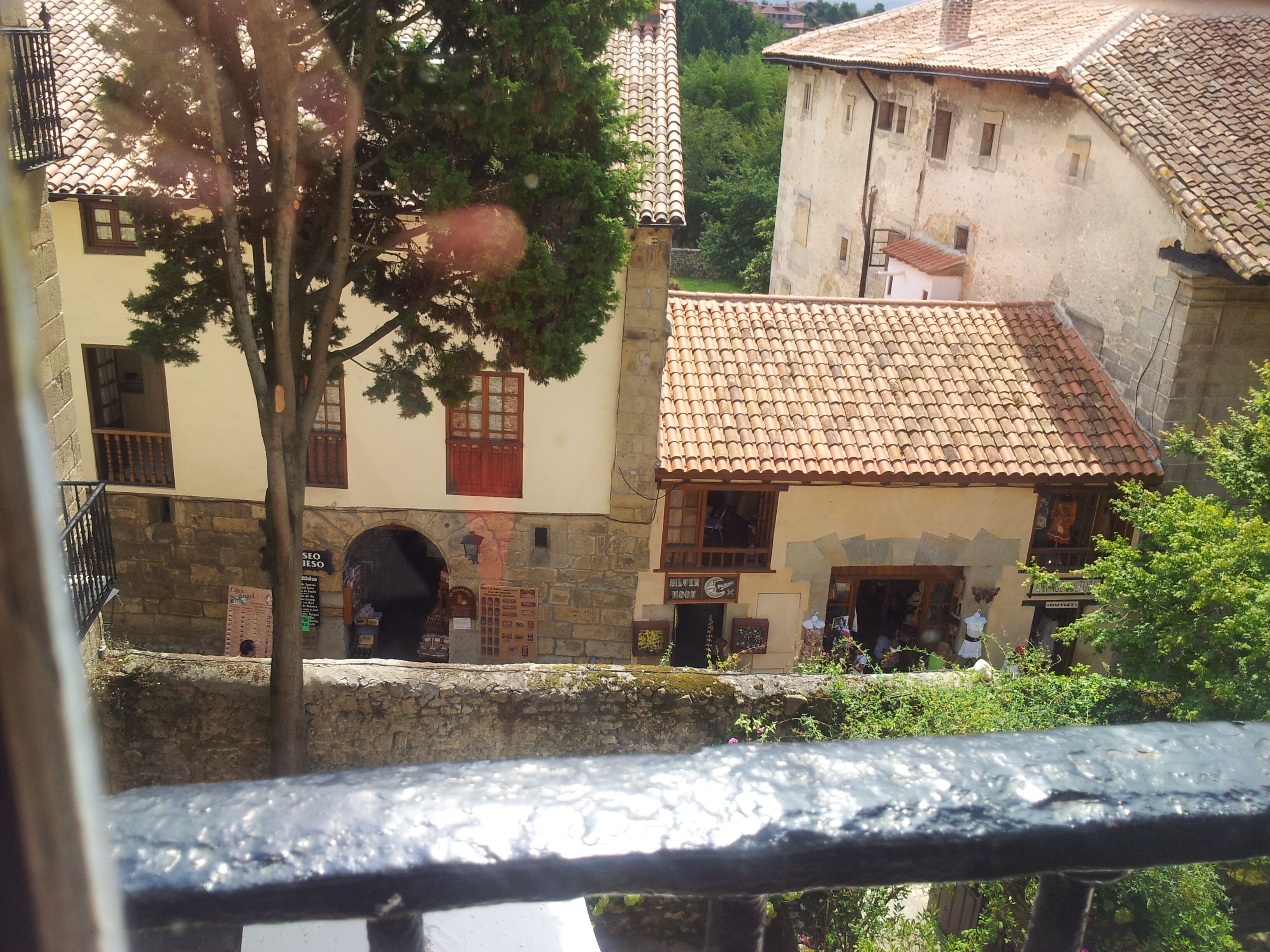 standard twin room (2 adults and 1 child) | terrace/patio