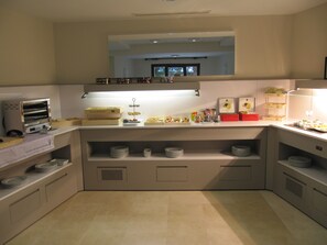 Desayuno buffet todos los días (con cargo)