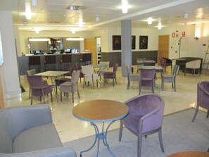 Snack bar