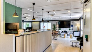 Reception - Campanile NATURE - Biarritz (Biarritz)
