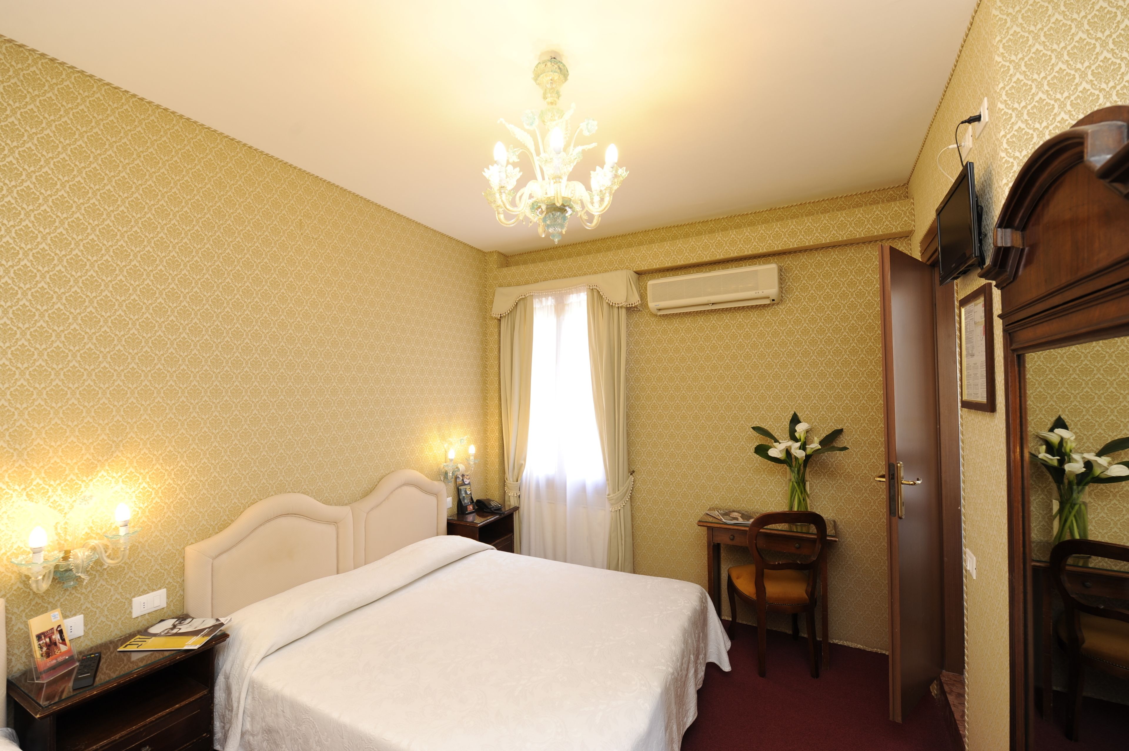 Photo - Hotel Villa Rosa