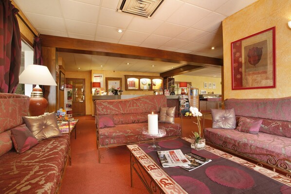 Lobby lounge - Hôtel IKAR Blois Sud (Saint-Gervais-la-Foret)
