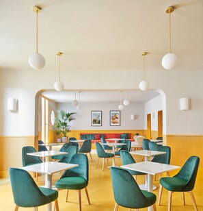 Daily buffet breakfast (EUR 17 per person)