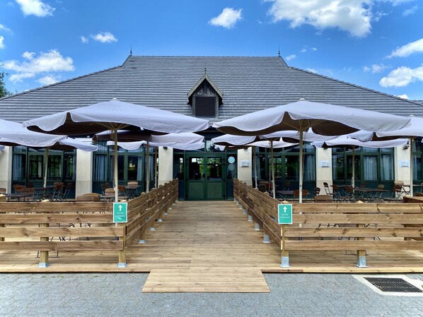 Terrace/patio - Campanile Val de France (Magny-le-Hongre)