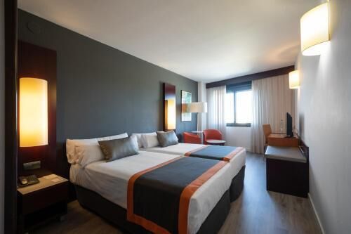 Minibar, in-room safe, desk, soundproofing