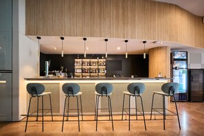 Serves breakfast, lunch, and dinner - Catalonia Sabadell (Sabadell)