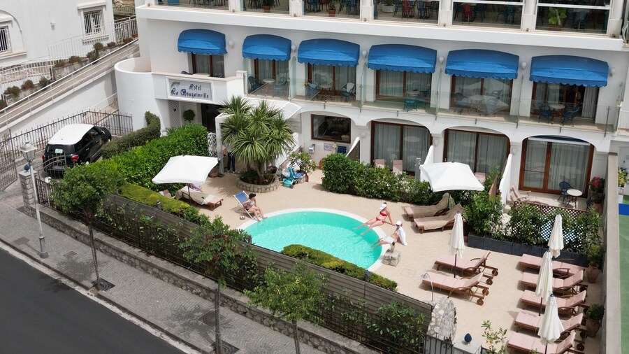 Bougainville Luxury Boutique Hotel