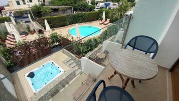 Suite Junior, vue piscine