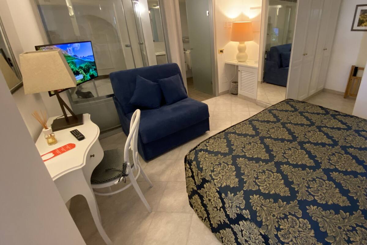 comfort duplex, 2 bedrooms | 1 bedroom, egyptian cotton sheets, premium bedding, select comfort beds