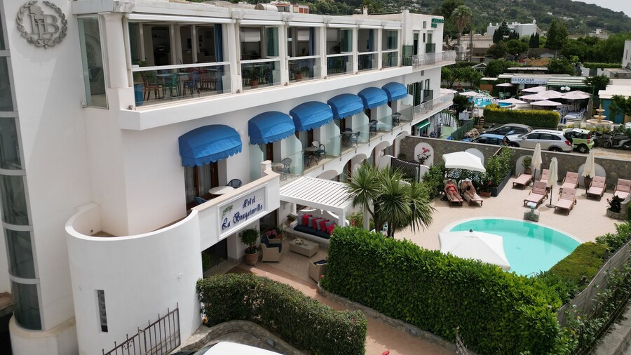 Bougainville Luxury Boutique Hotel