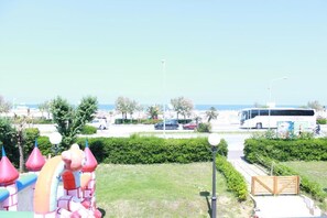 Außen-Kinderspielplatz