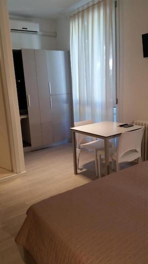 Standard-Studio | Babybetten, kostenloses WLAN, Bettwäsche