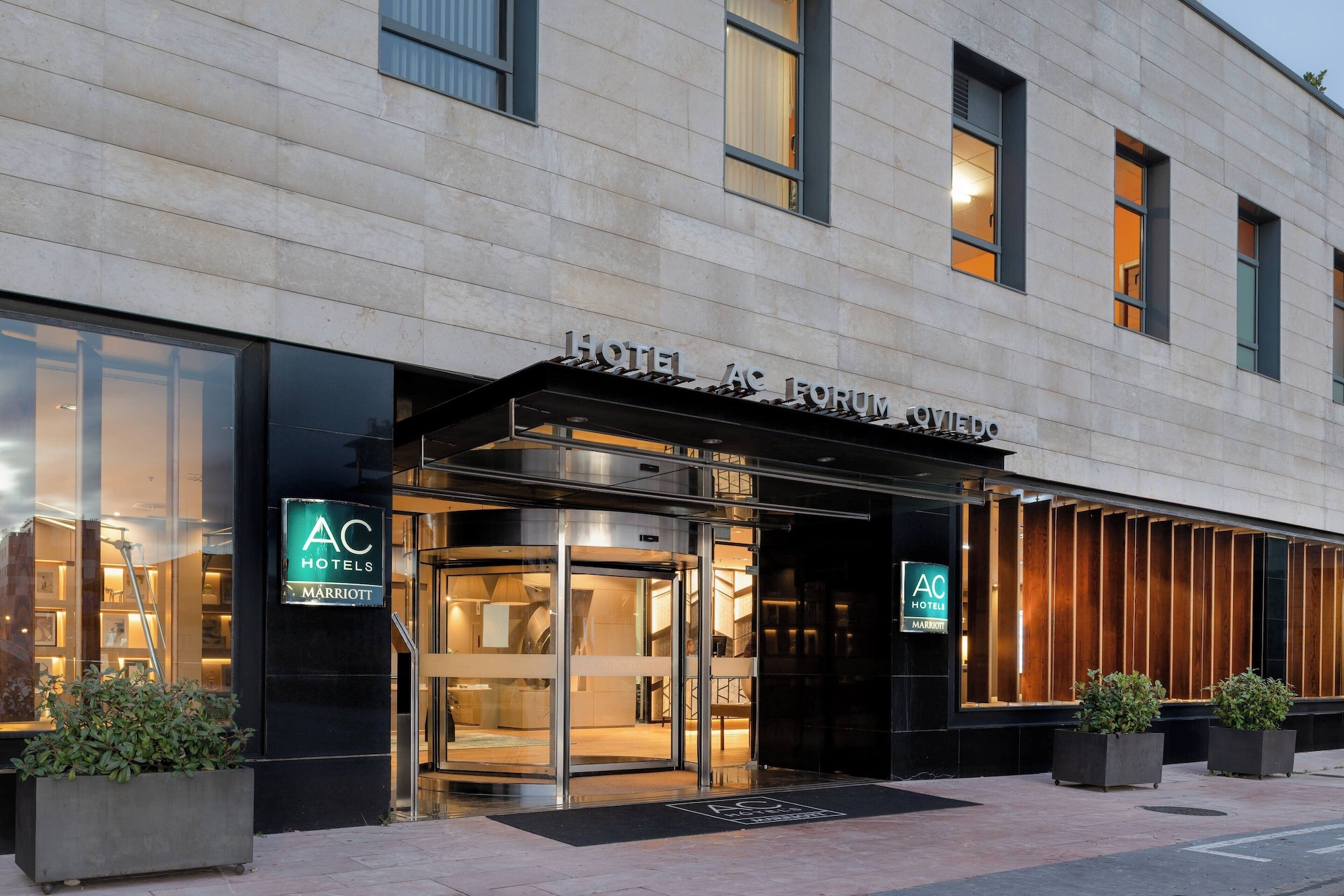 4 Star Hotels