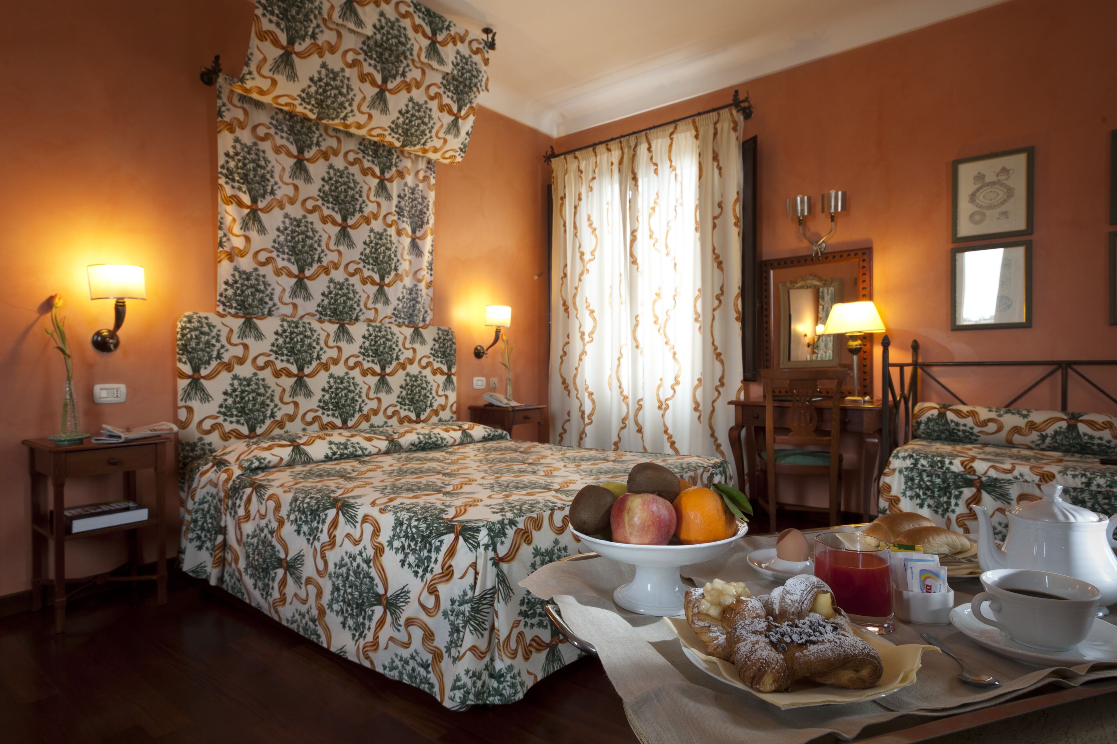 Premium bedding, minibar, in-room safe, desk