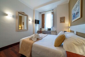 Standard-Doppelzimmer | Hochwertige Bettwaren, Minibar, Zimmersafe, Schreibtisch