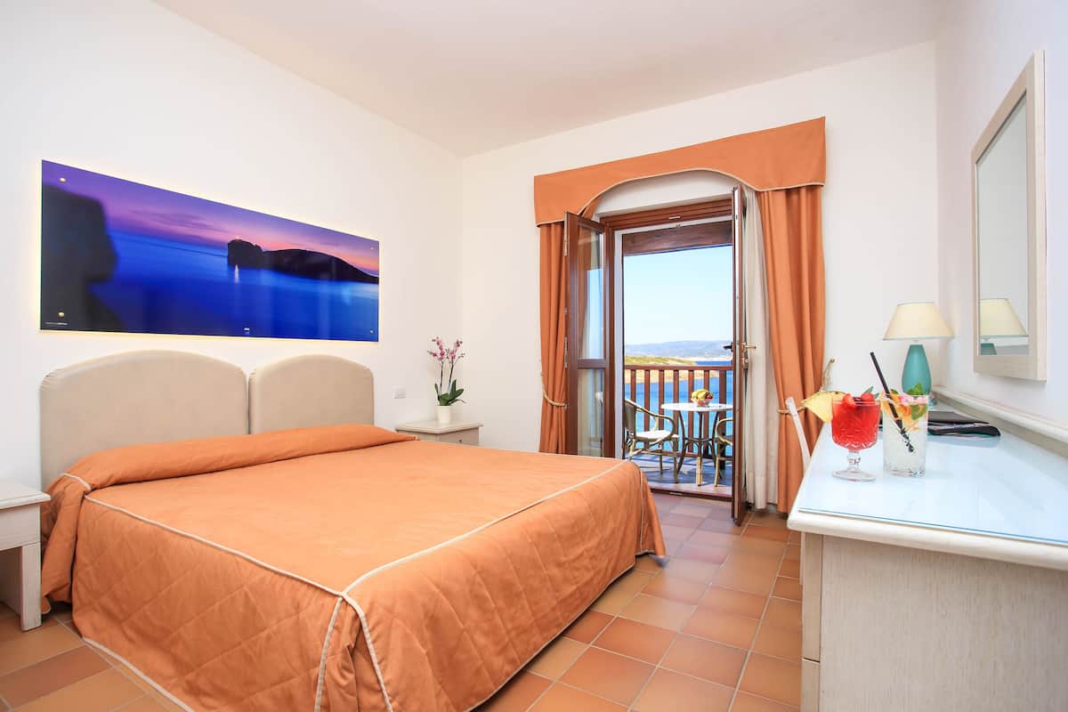 1 bedroom, Select Comfort beds, minibar, in-room safe