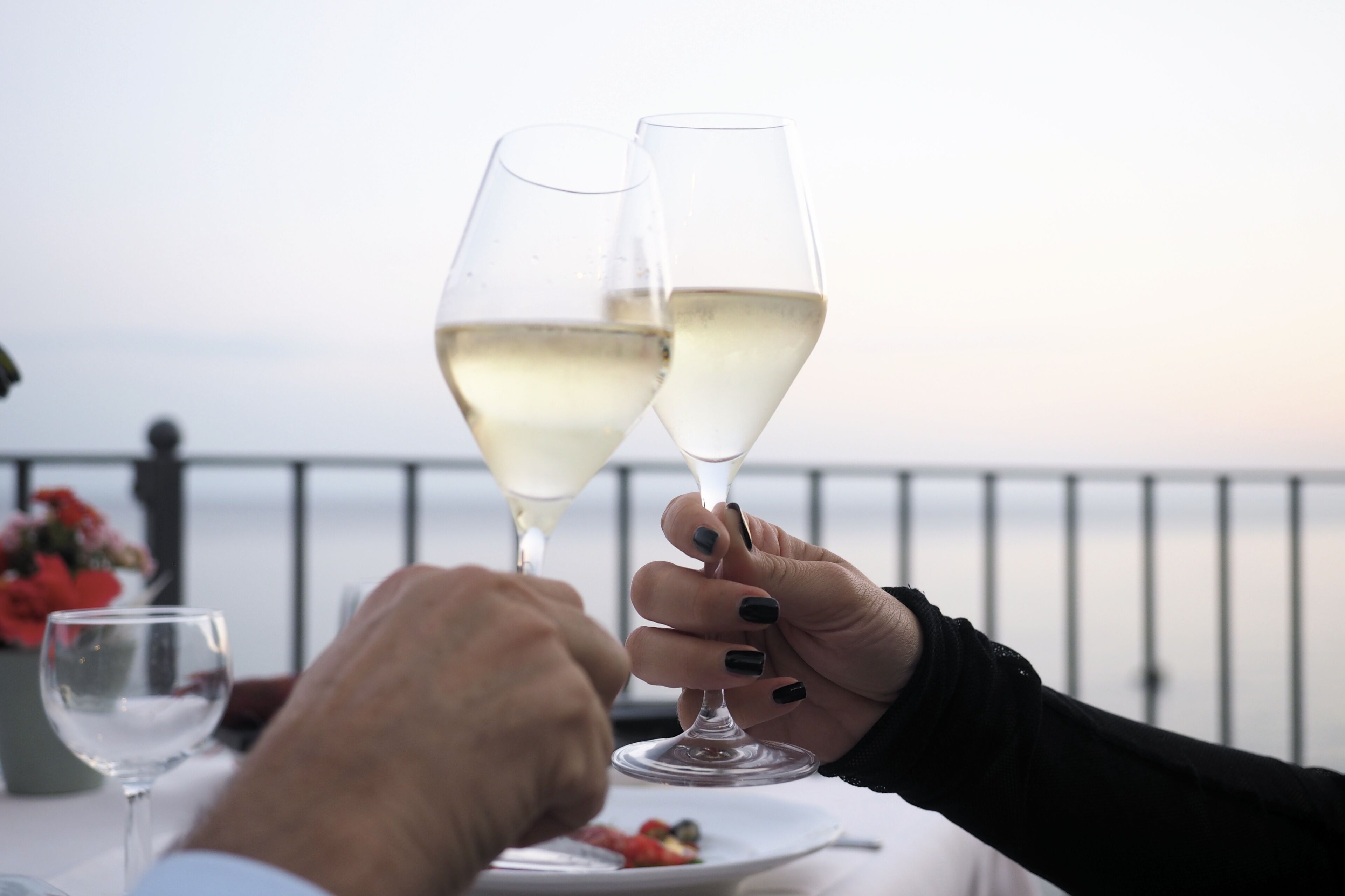 breakfast and dinner served