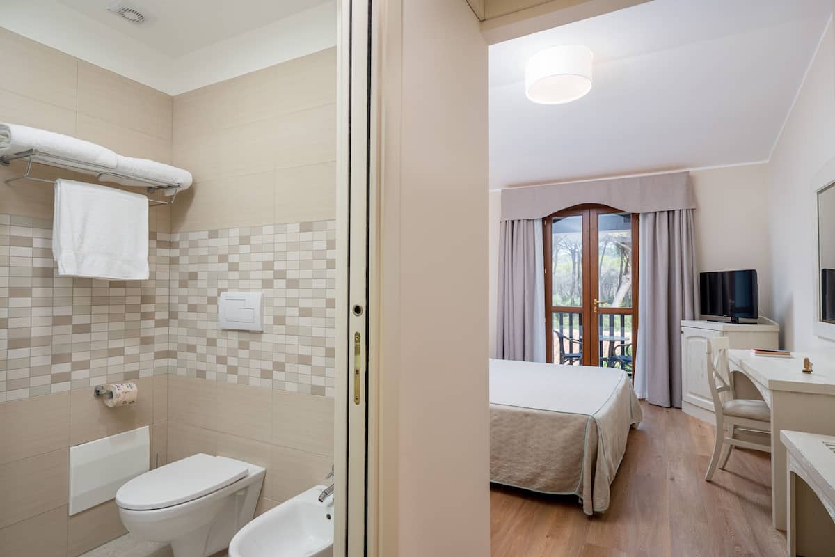 Select-Comfort-Betten, Minibar, Zimmersafe, Schreibtisch