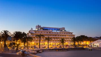 Hotel Bata offers stunning waterfront views and access to a sandy beach and promenade.