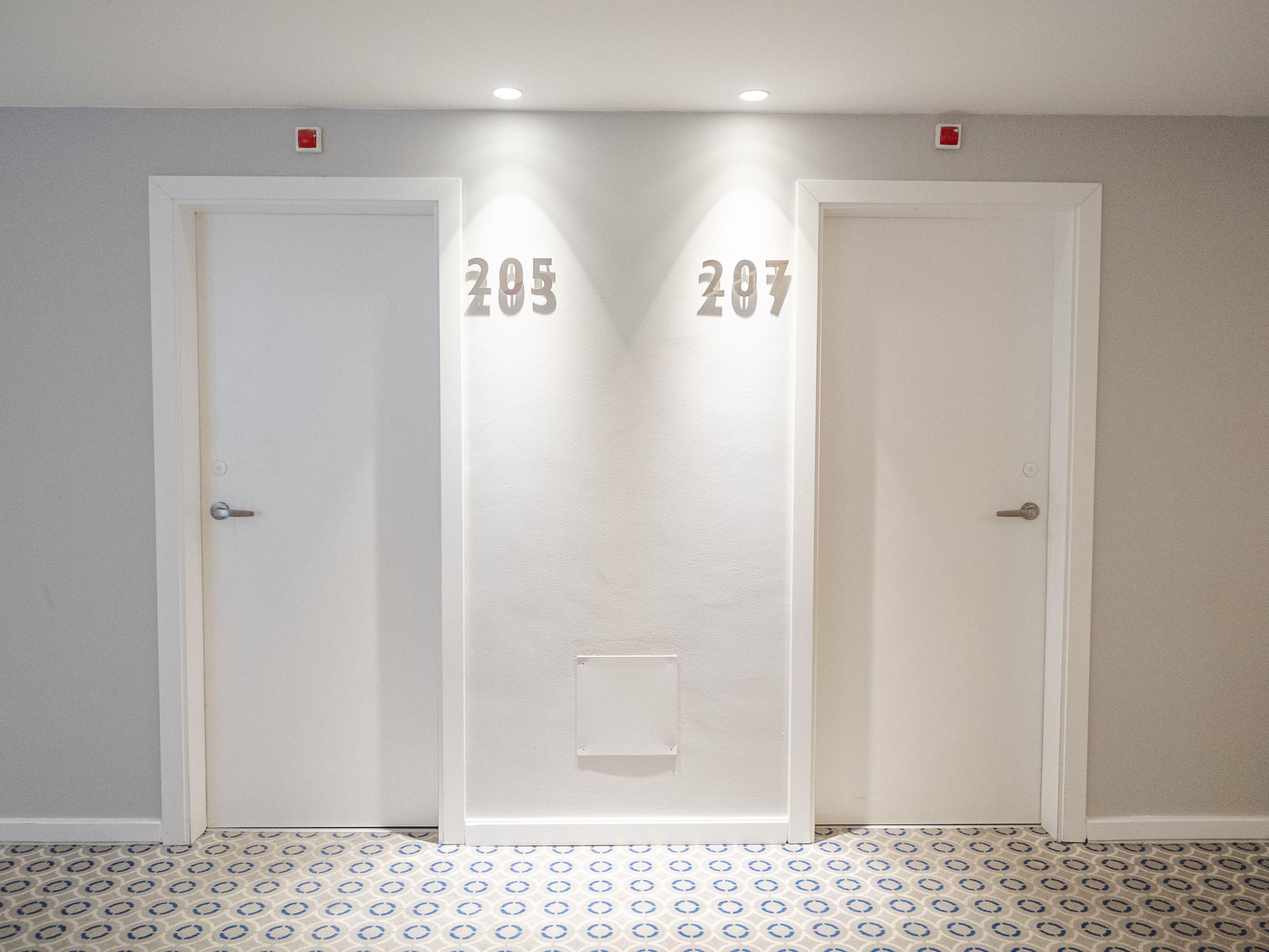 handrails in hallways