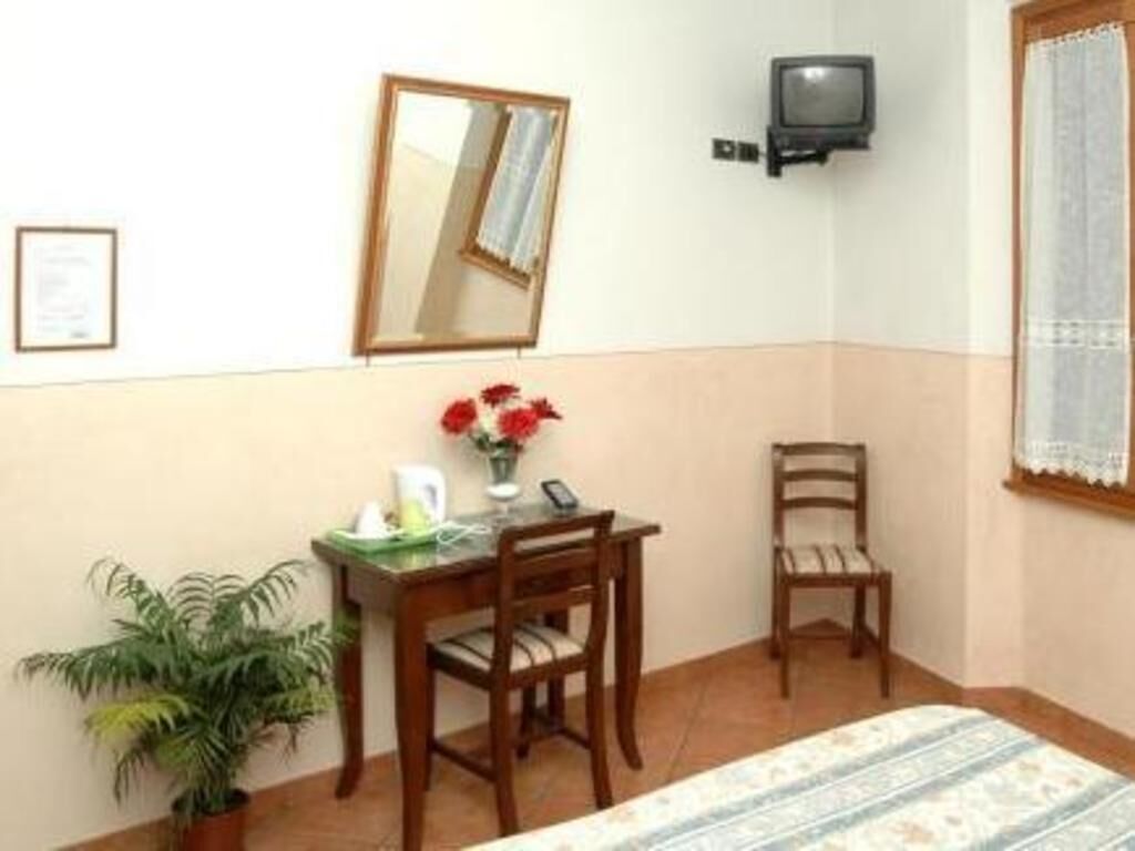 Literie de qualité supérieure, couette en duvet d'oie, minibar