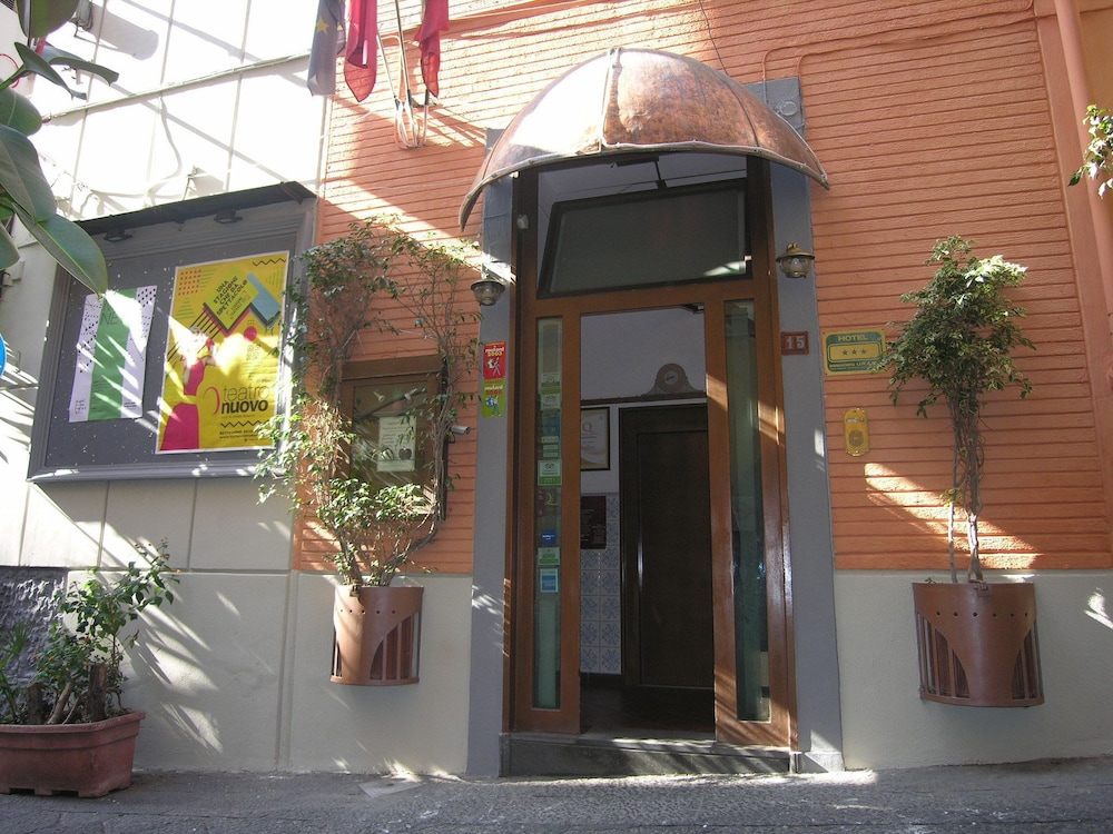 Hotel Toledo Napoli by null