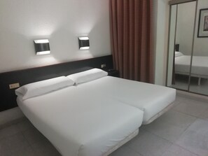 Wifi gratis y ropa de cama 