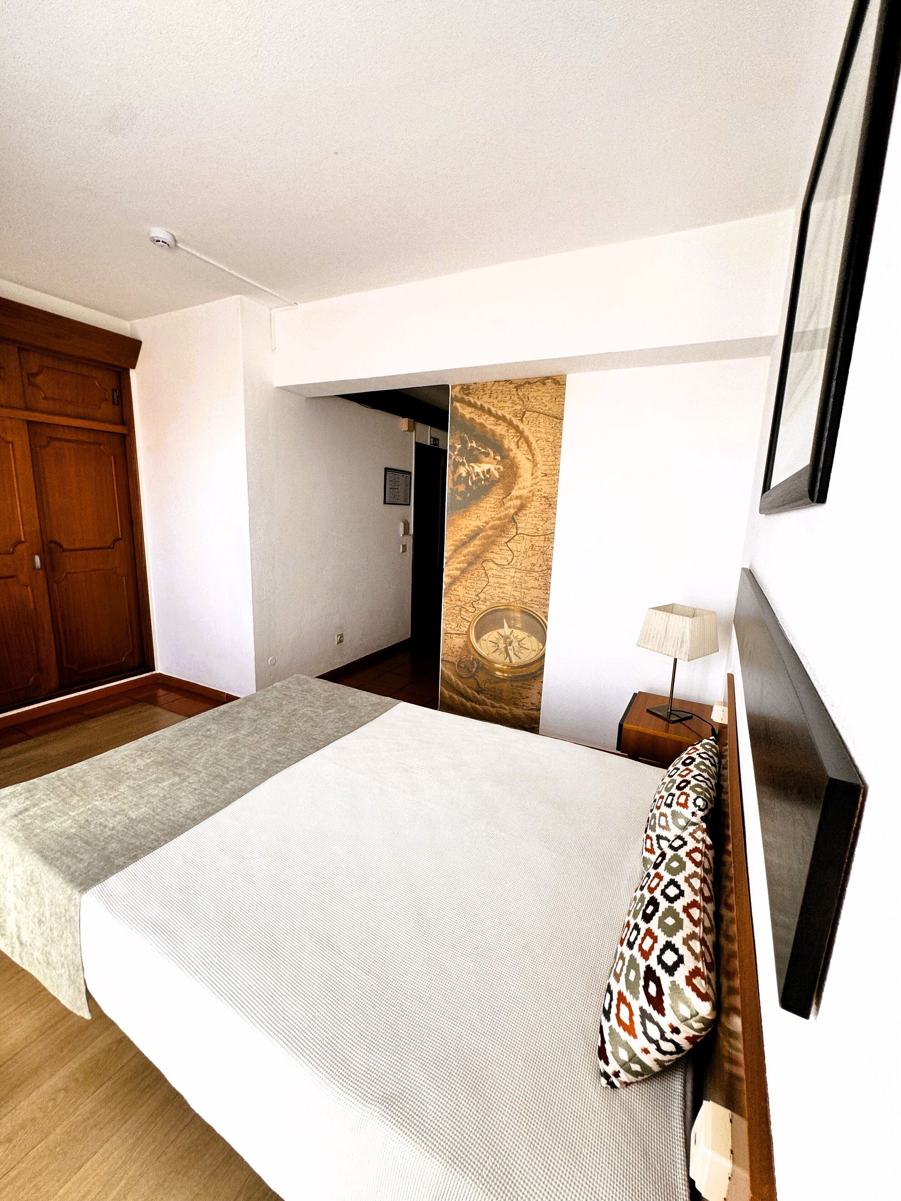 superior double room | free wifi, bed sheets