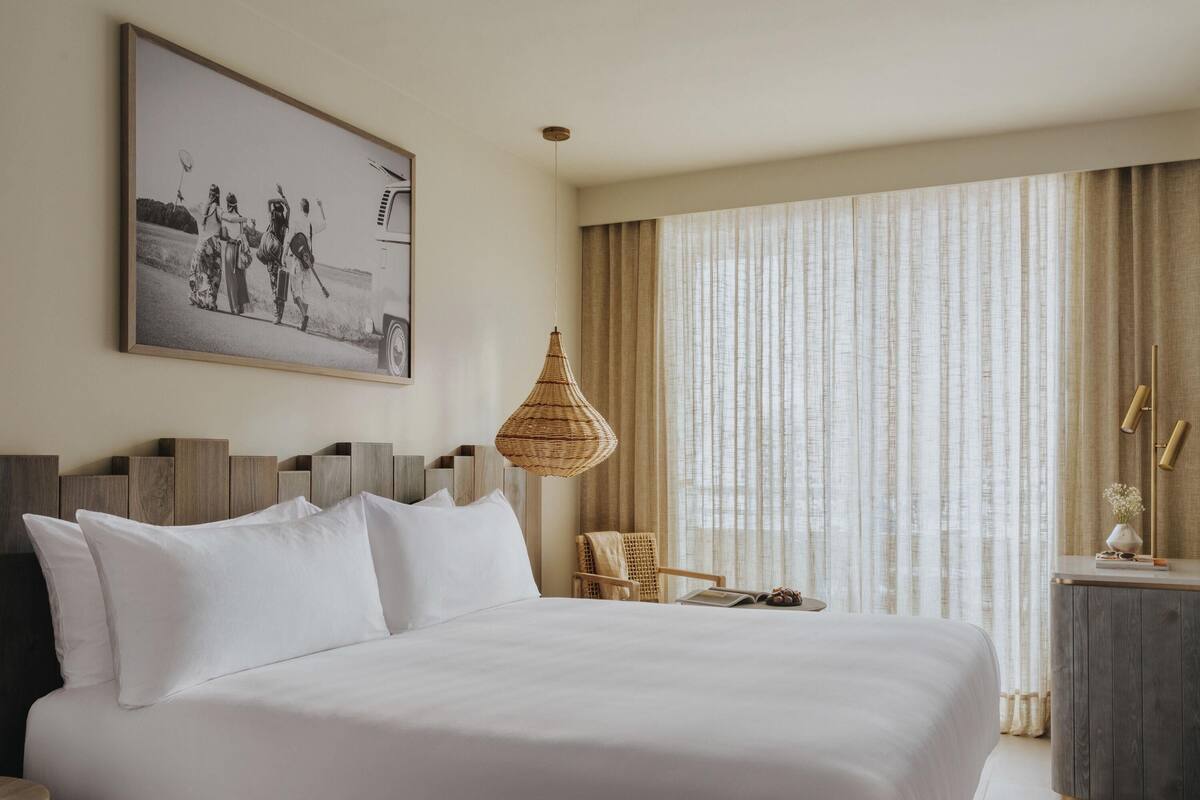 Premium bedding, minibar, in-room safe, desk