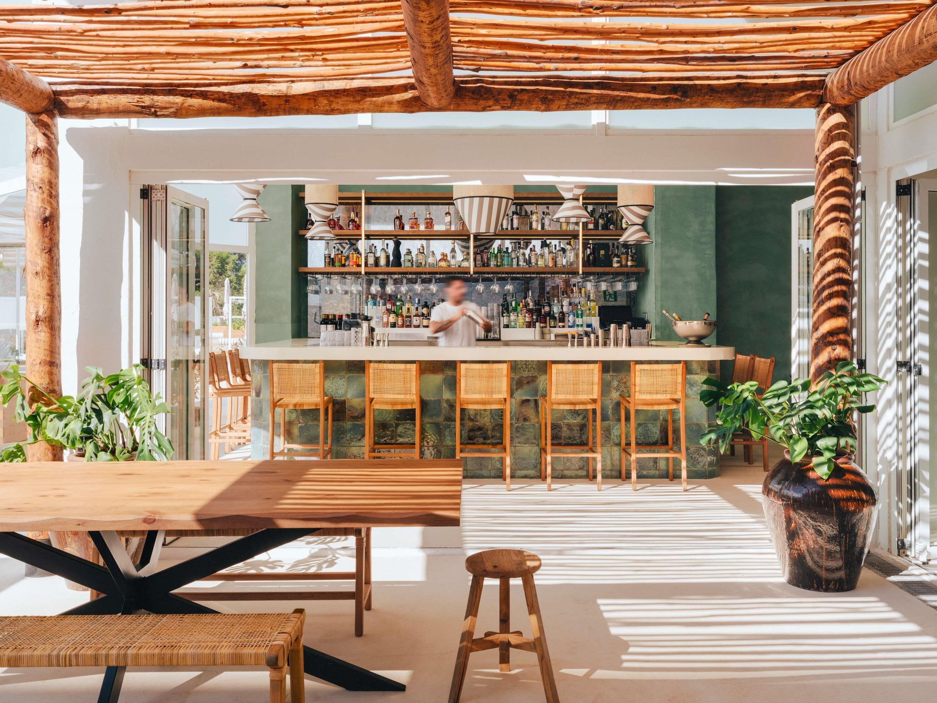 4 restauranter, middag serveres
