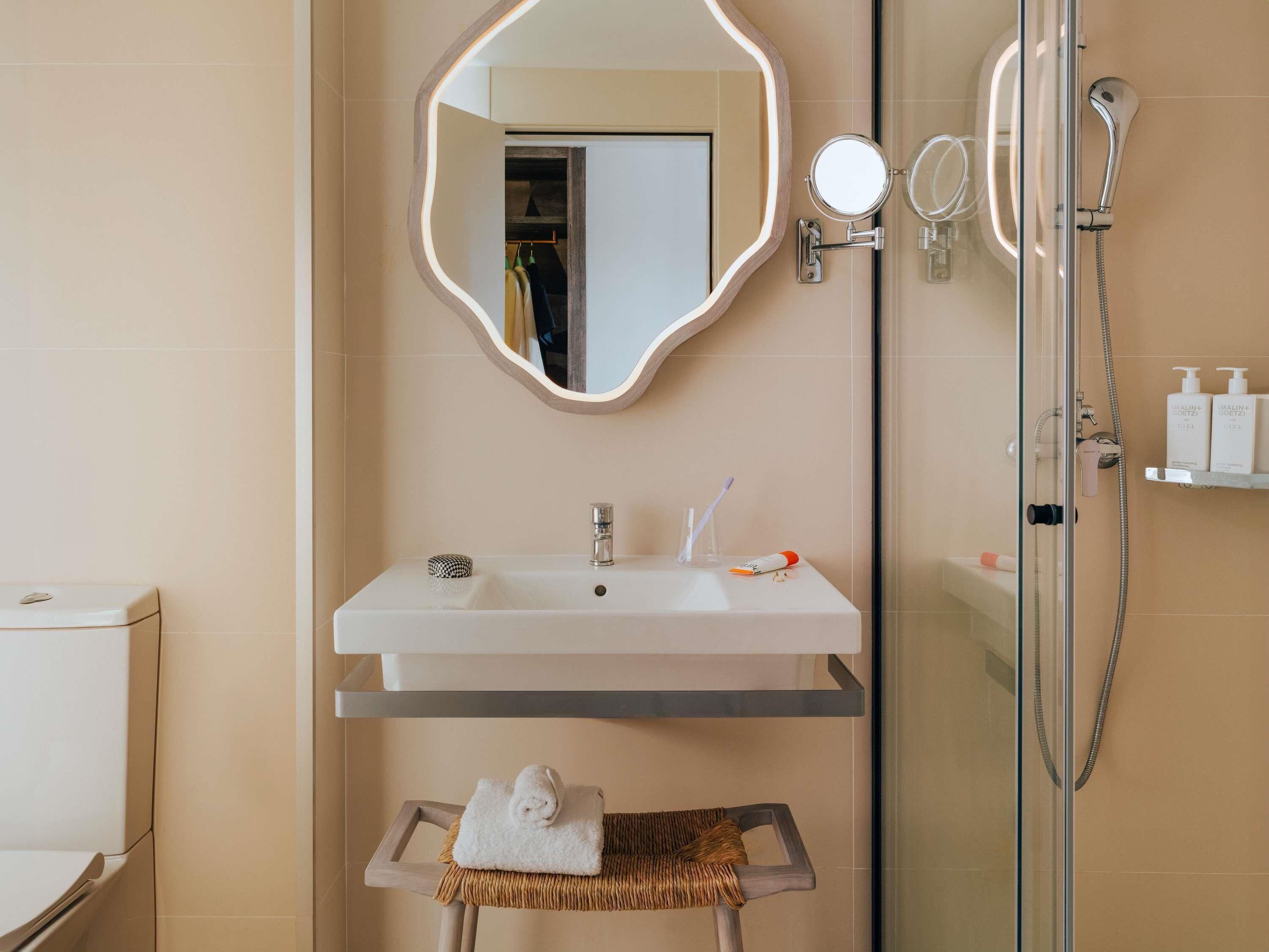 Literie de qualité supérieure, minibar, coffres-forts dans les chambres