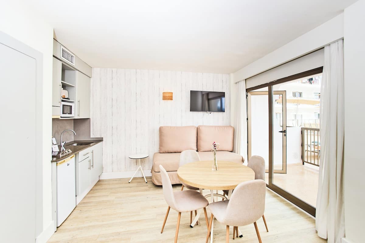 1 bedroom, minibar, in-room safe, desk