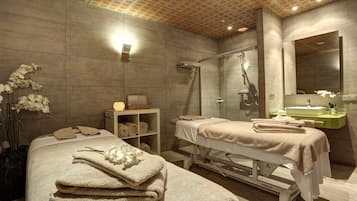 Phòng trị liệu đôi, dịch vụ massage