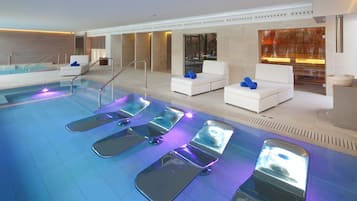 Espace de soins pour les couples, sauna, bain Ă remous, hammam, hammam