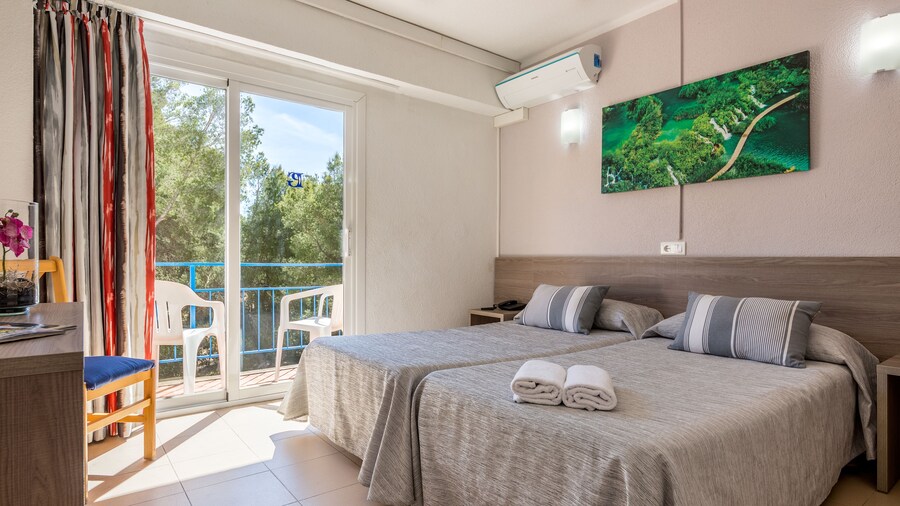 Hotel Costa Mediterraneo - Adults Only +16