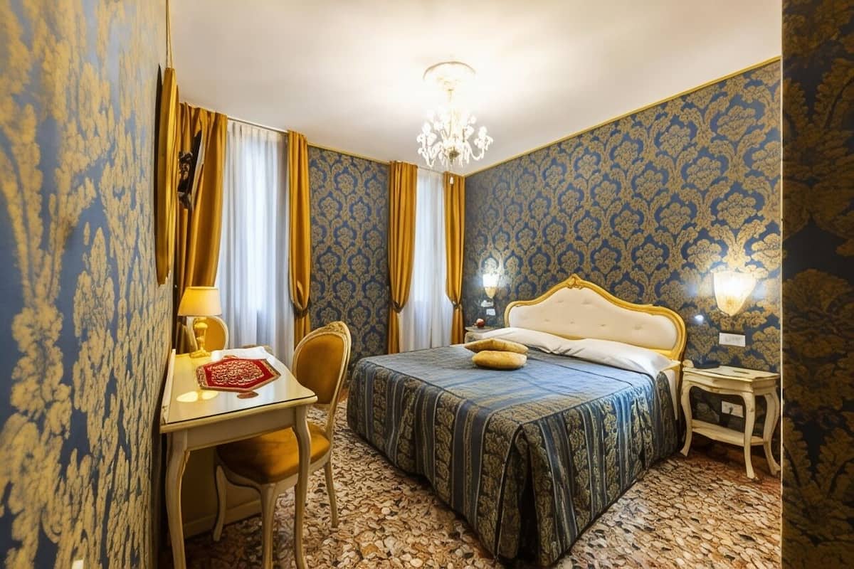 Couette en duvet d'oie, minibar, coffres-forts dans les chambres, bureau