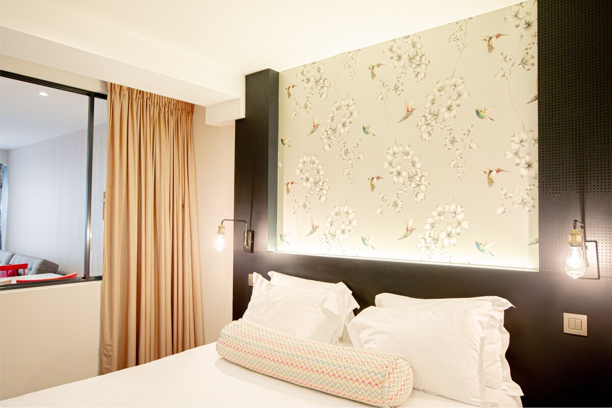 Appartement Confort (Batiment 2 - Madame Cadet)  | 埃及棉床單、高級寢具、迷你吧、客房內保險箱