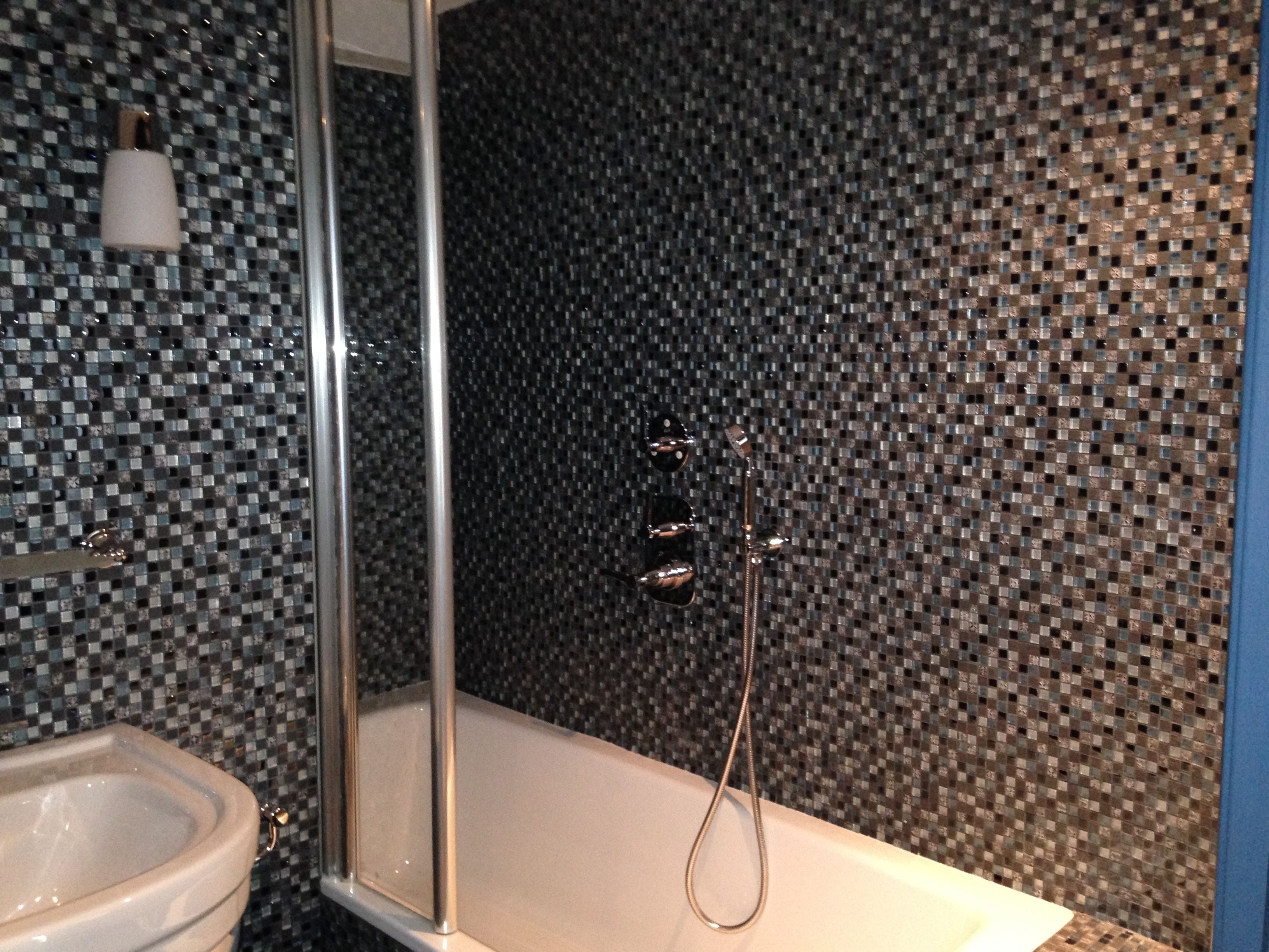 executive room | bathroom | designer toiletries, hair dryer, towels