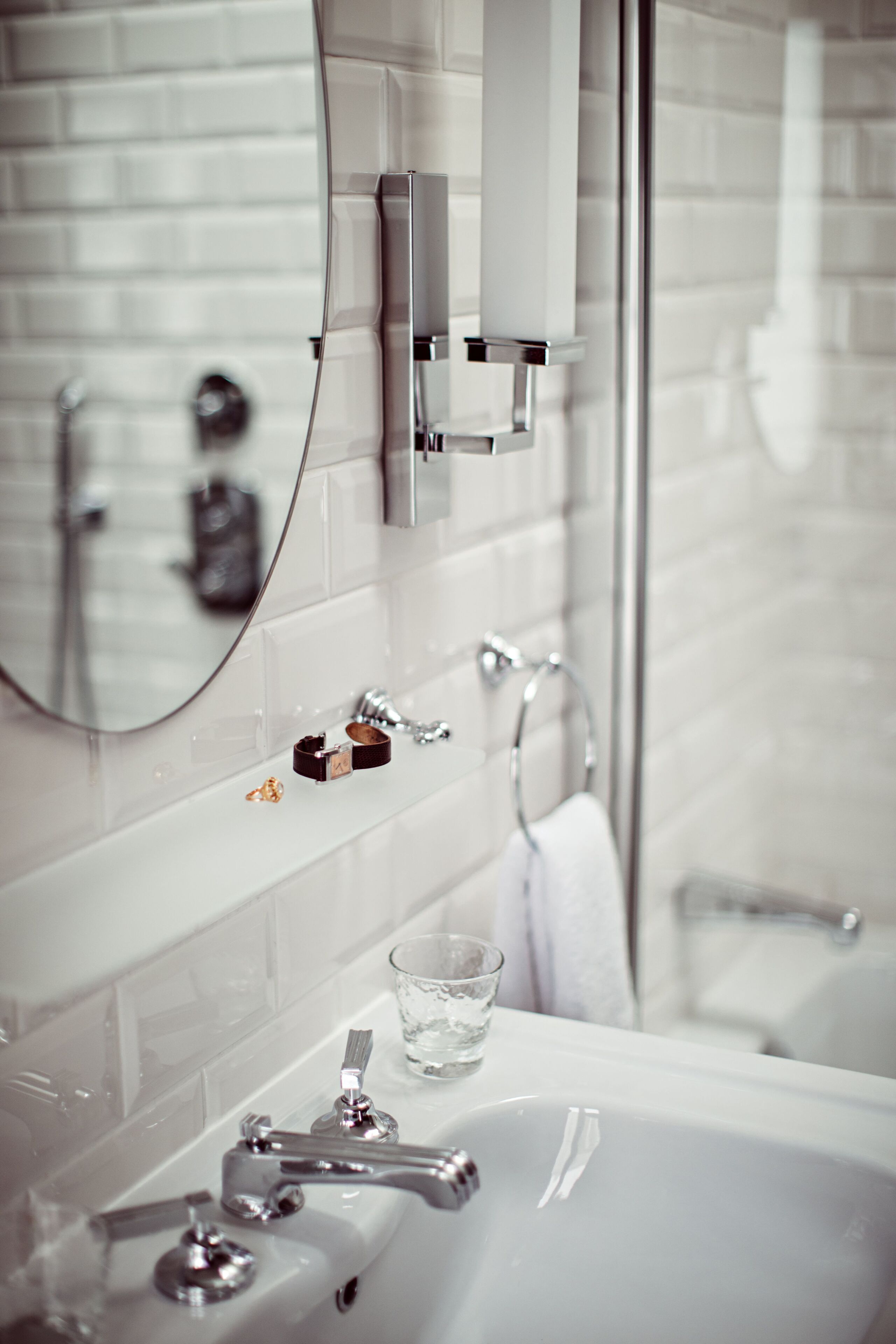 executive room | bathroom | designer toiletries, hair dryer, towels