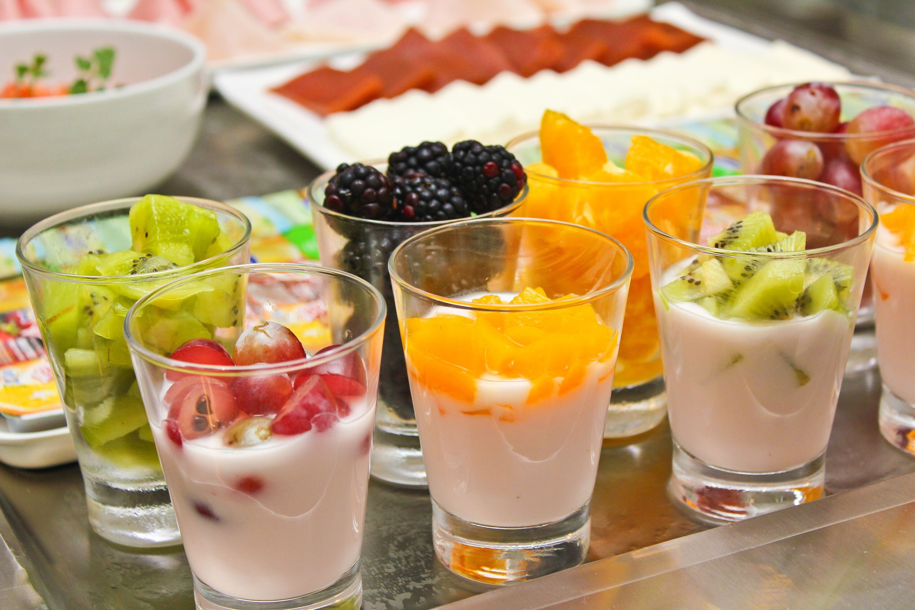 daily buffet breakfast (eur 11.00 per person)
