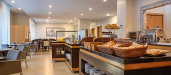 TRYP by Wyndham Porto Centro Hotel