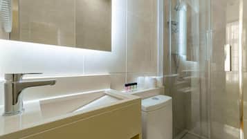 Shower, free toiletries, hair dryer, towels