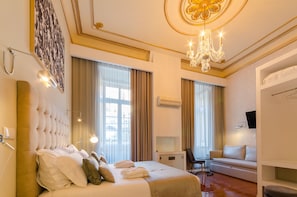 In-room safe, desk, blackout drapes, soundproofing