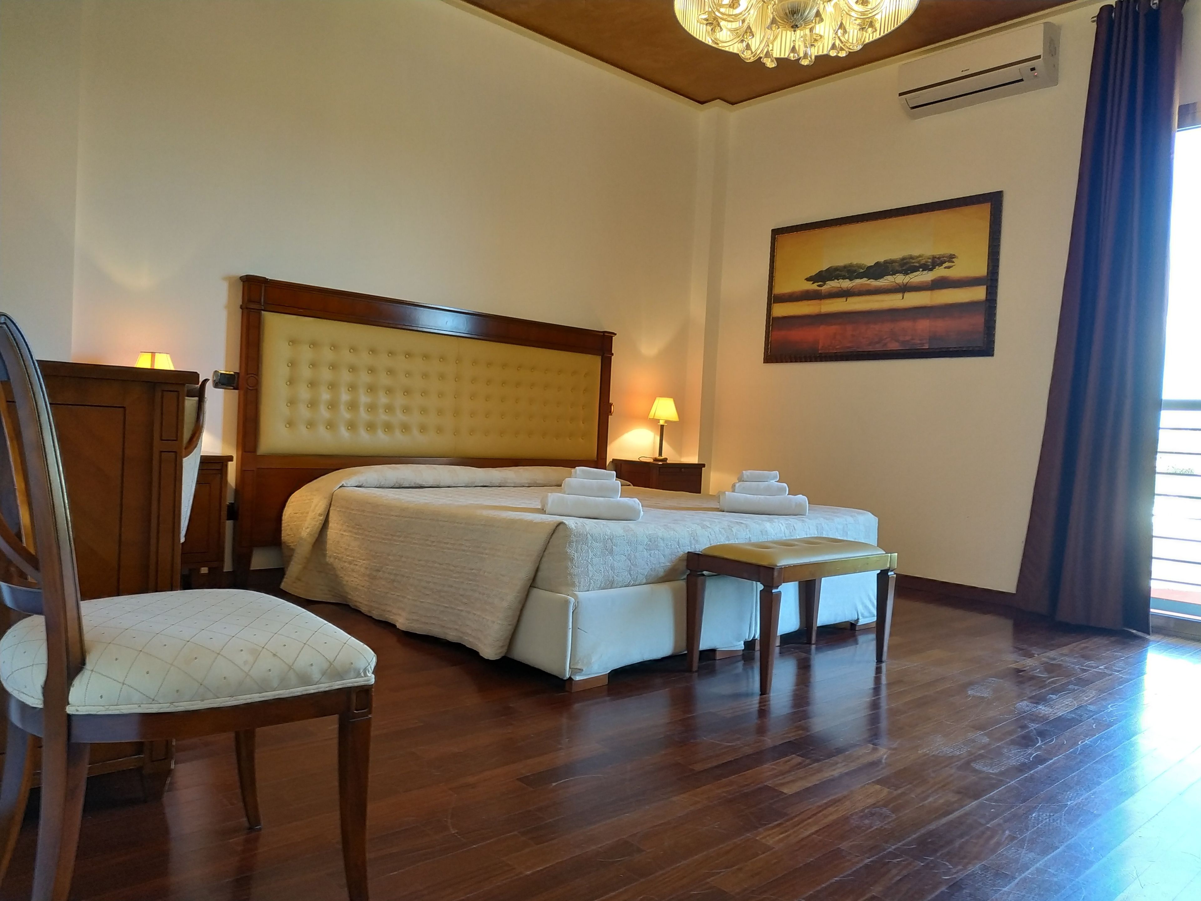 double room | 1 bedroom, frette italian sheets, select comfort beds, minibar